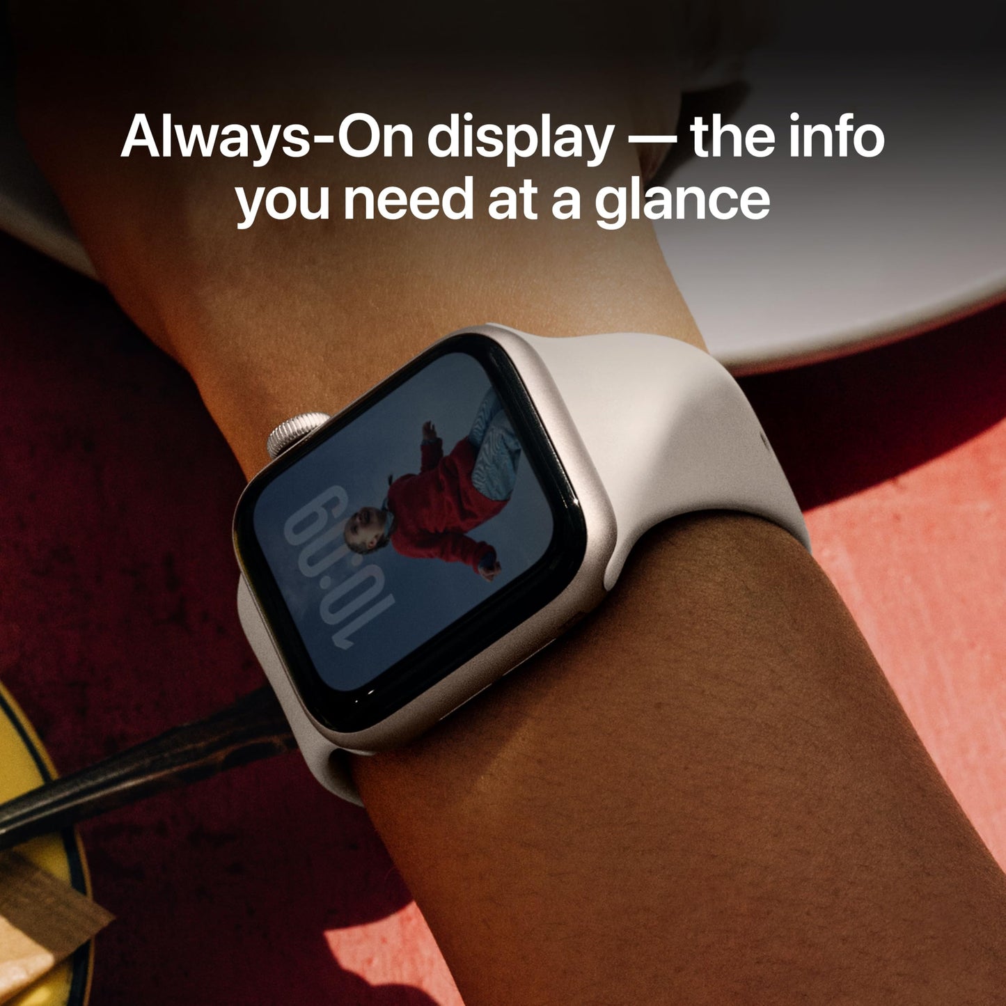 Smartwatch with Health & Fitness Tracking Features
